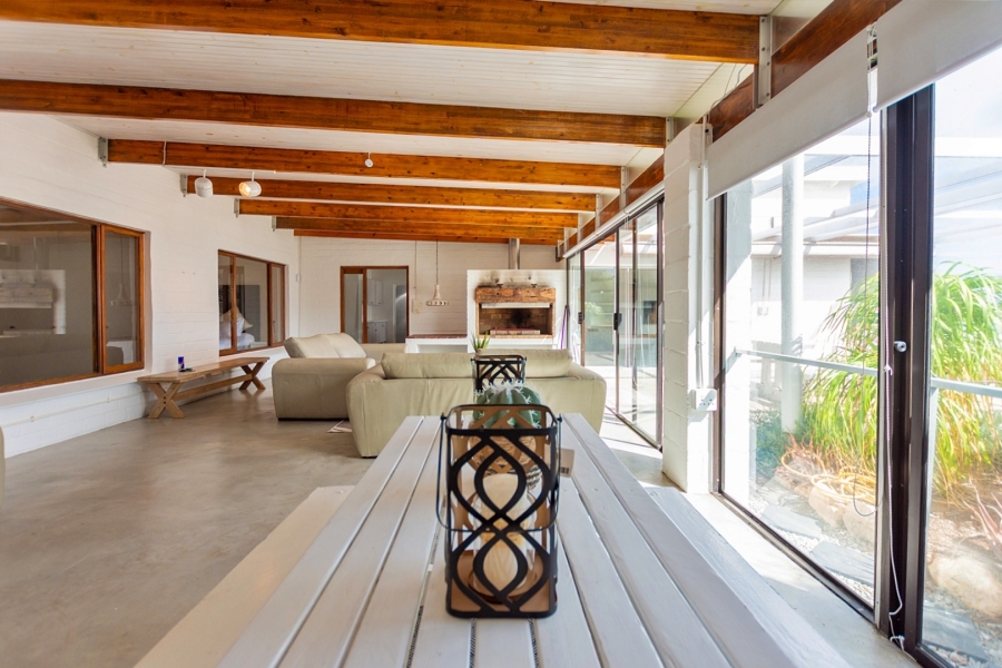 3 Bedroom Property for Sale in Britannia Bay Western Cape